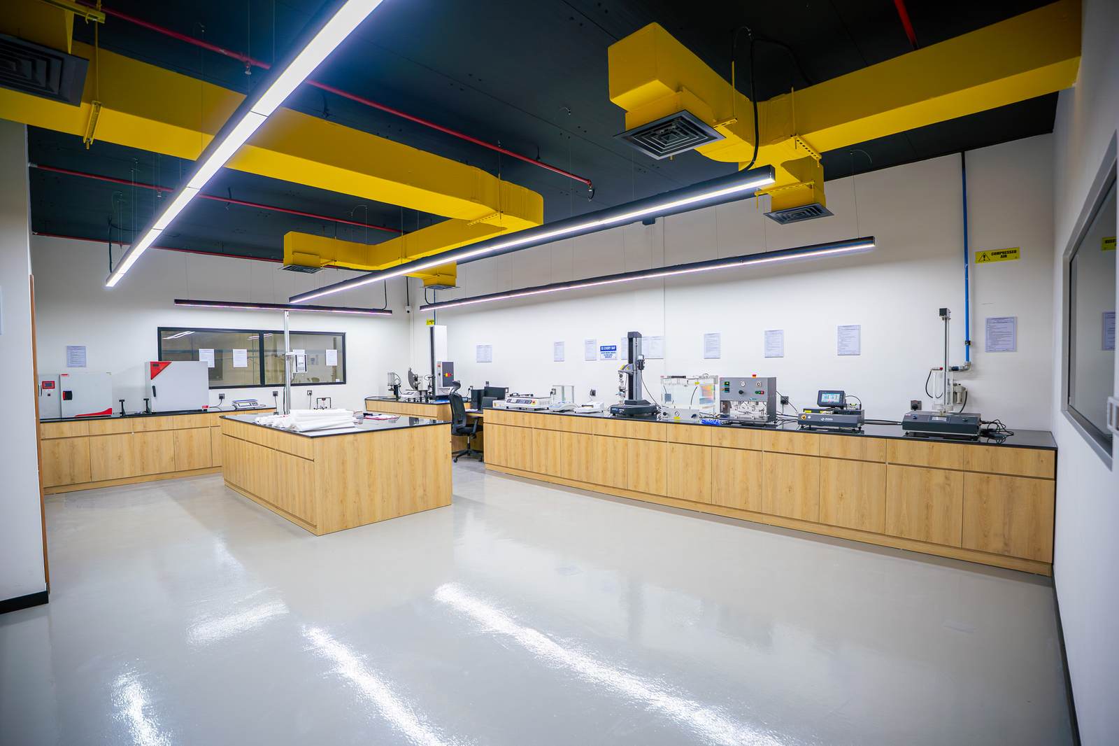 NexaFlex QA laboratory